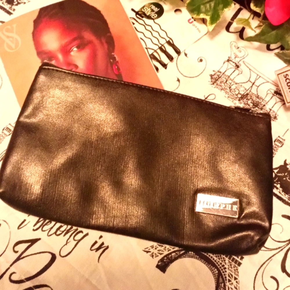 🆓 With $25 Dollar Purchase! MORPHE (make-up) bag insulated